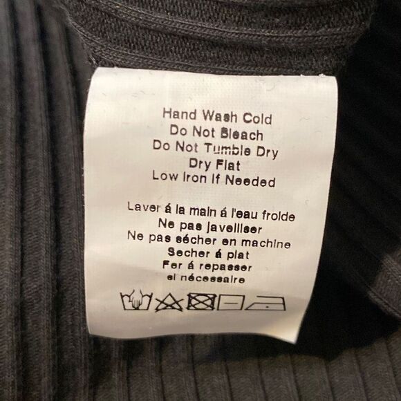 Lush Women's Knitted Long Sleeve Open Back Maxi Dress Black Small NWT - Picture 7 of 7